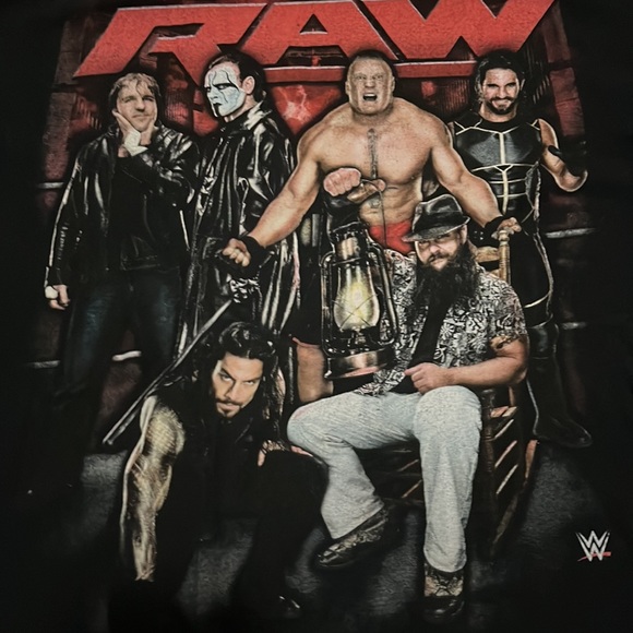 Wwe raw tshirt - Picture 2 of 4